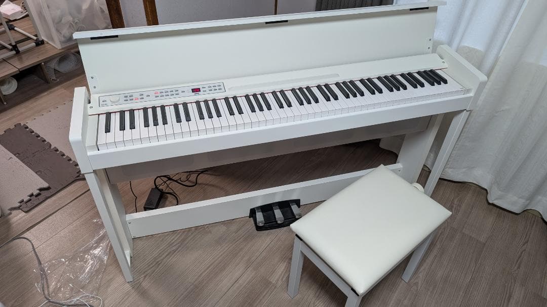 KORG C1 Air ホワイト デジタルピアノ（23年製）本体のみ（椅子在り）