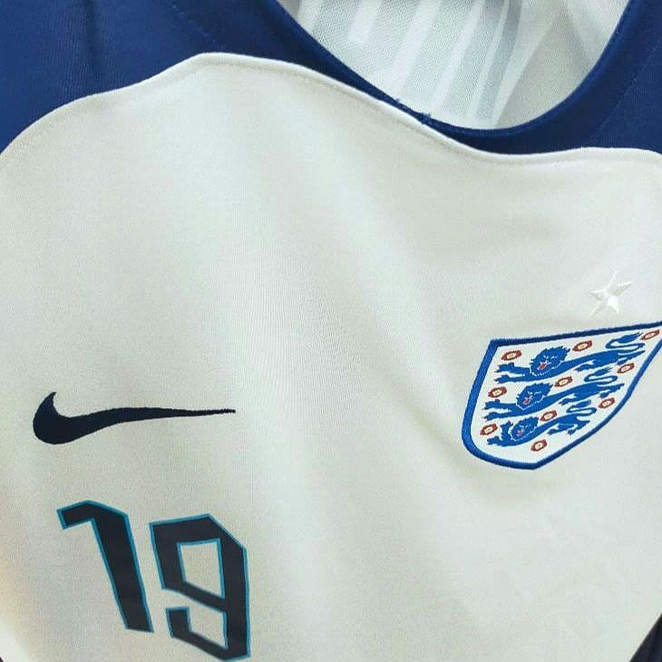 【美品】イングランド代表 2022WC ＃19 マウント Sサイズ