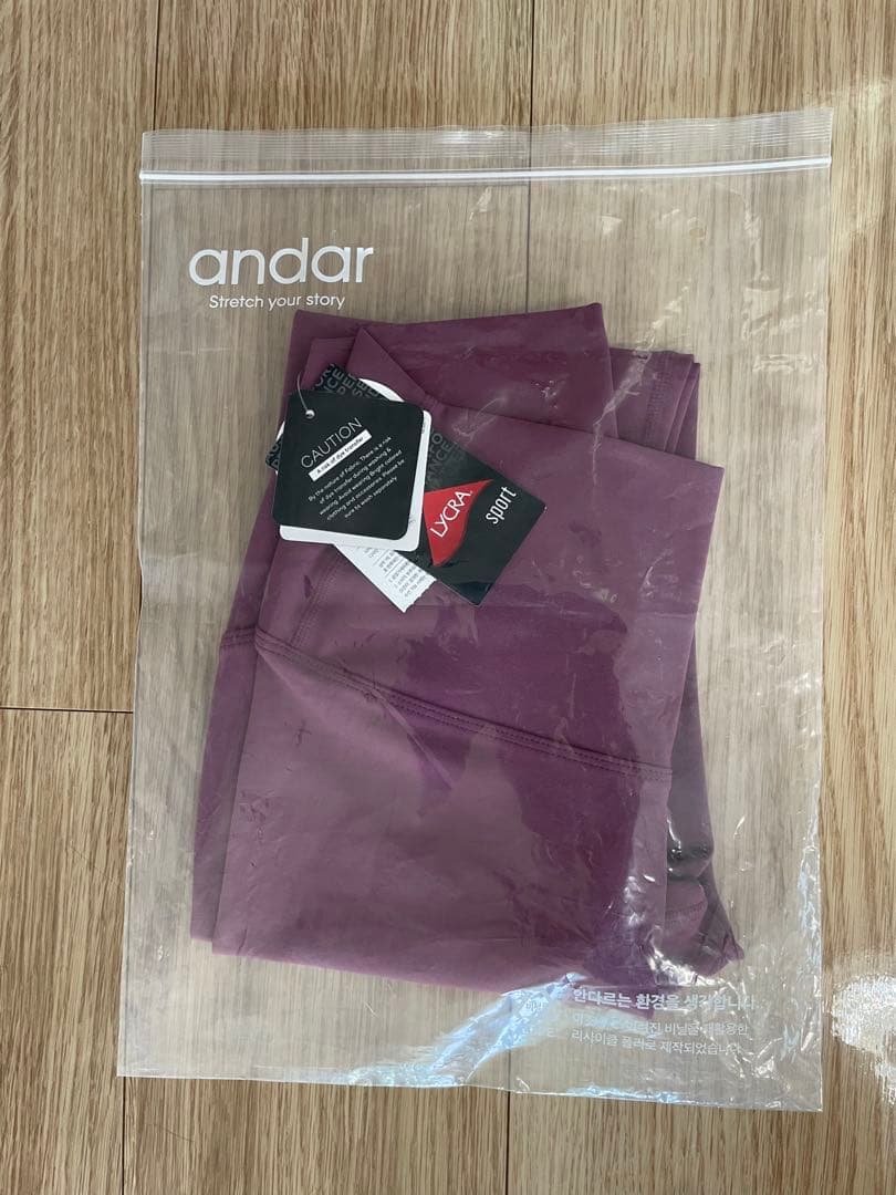 【新品】andor レギンス M 9丈　クランベリージュース