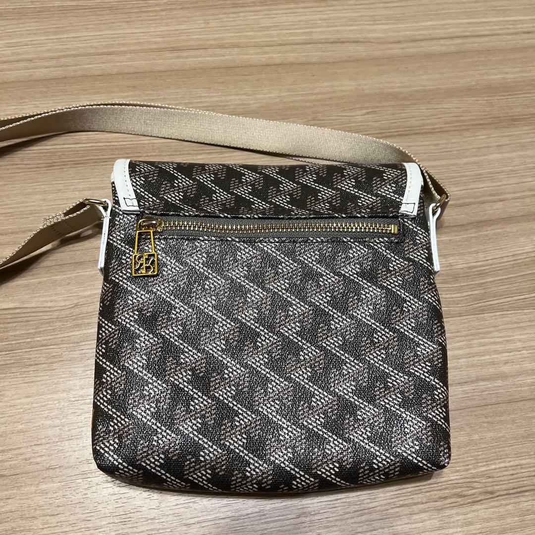Resurrection レザレクション ショルダーバック サコッシュ パロット