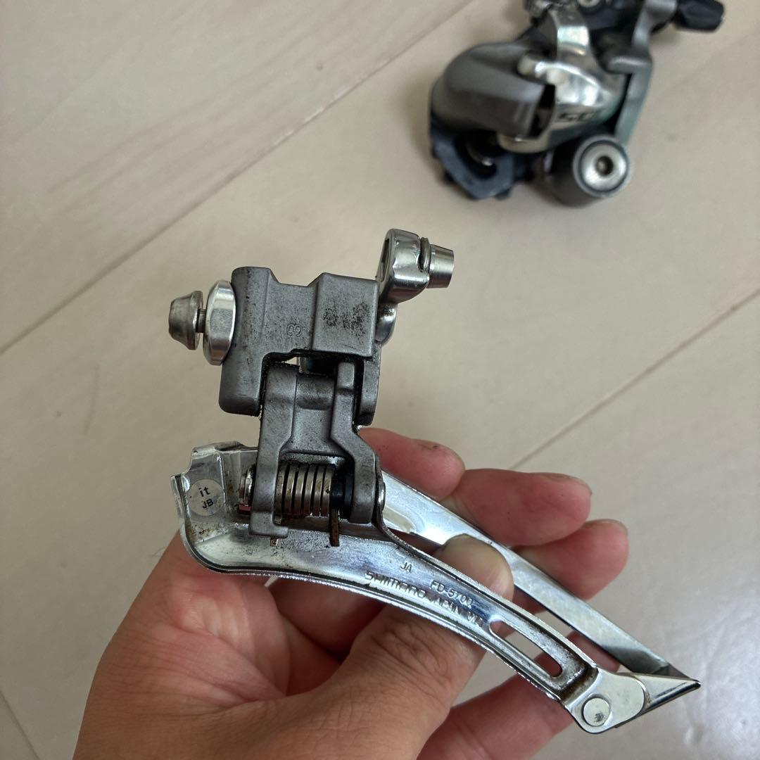 Shimano 105 コンポーネントセット　シフトレバーも追加