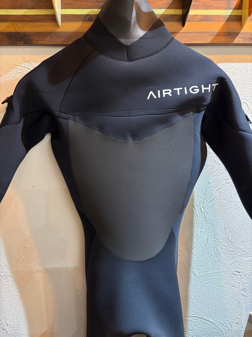 AIRTIGHT セミドライスーツ5mm、3mm