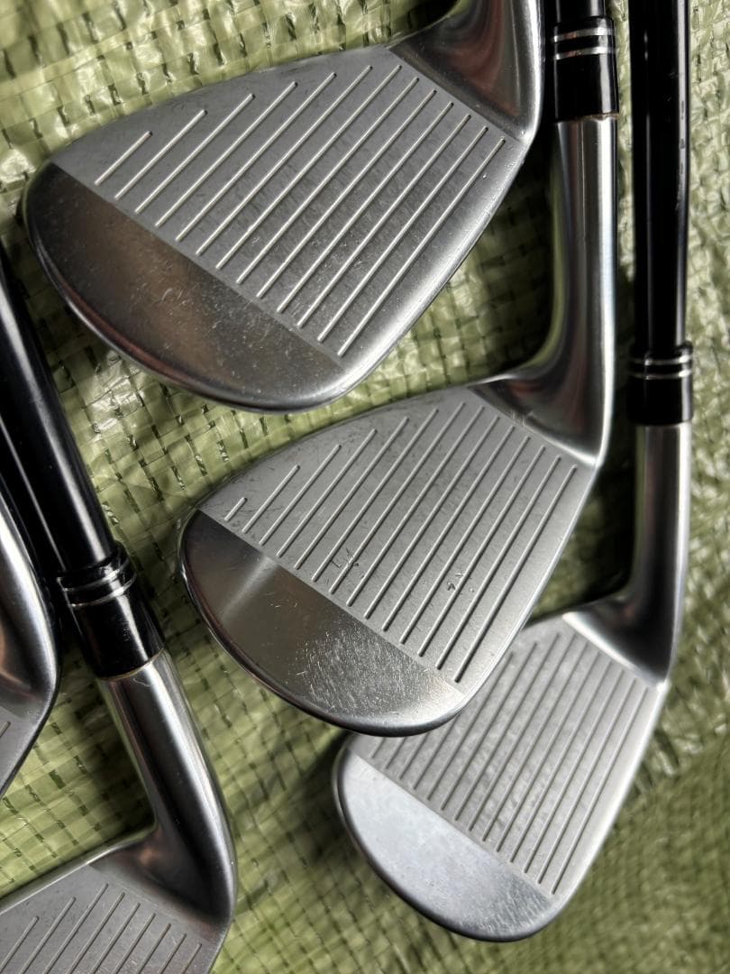 ミズノプロ ２４５ アイアン ６本　６－９I、PW、GW Mizuno Pro
