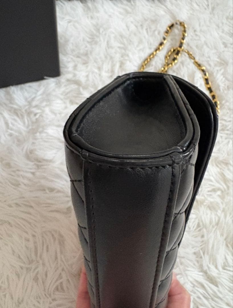 CHANELチェーンバッグノベルティ
