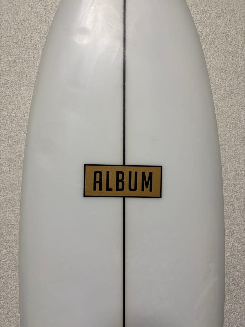 ALBUM サーフボード　ライトベンダー フィン付き　ハードケース付き