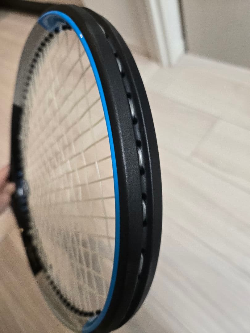 Wilson Ultra 100 v3 (硬式テニスラケット)