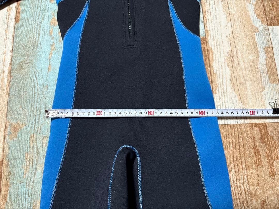 Z-Kids☆新品ウエットスーツ（10号）参考数値 身長137cm体重33.1g