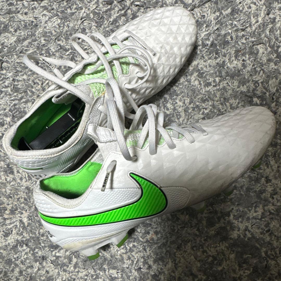 【★値下げ中！】Nike Tiempo レジェンド8 FG ホワイト/グリーン