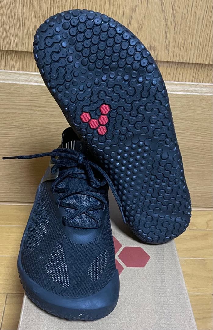 Vivobarefoot Motus Strength 新品　25.2cm