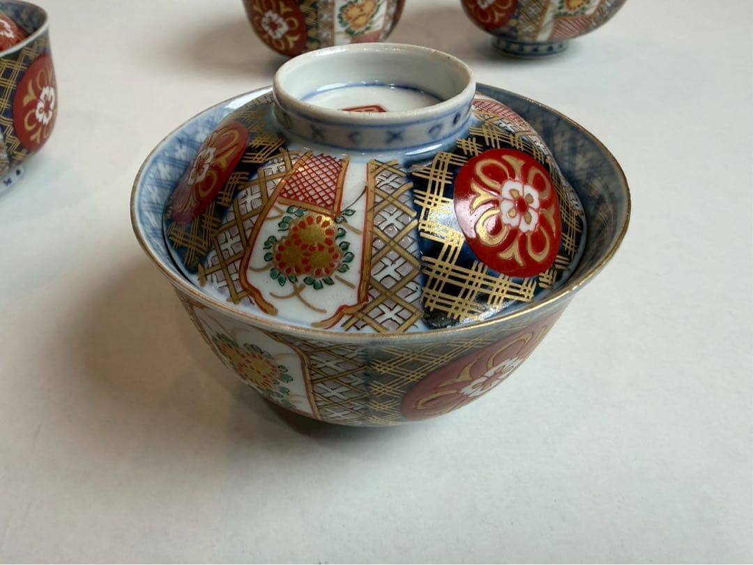 有田焼き　古伊万里　赤茶碗　色絵　5つ　NO.01
