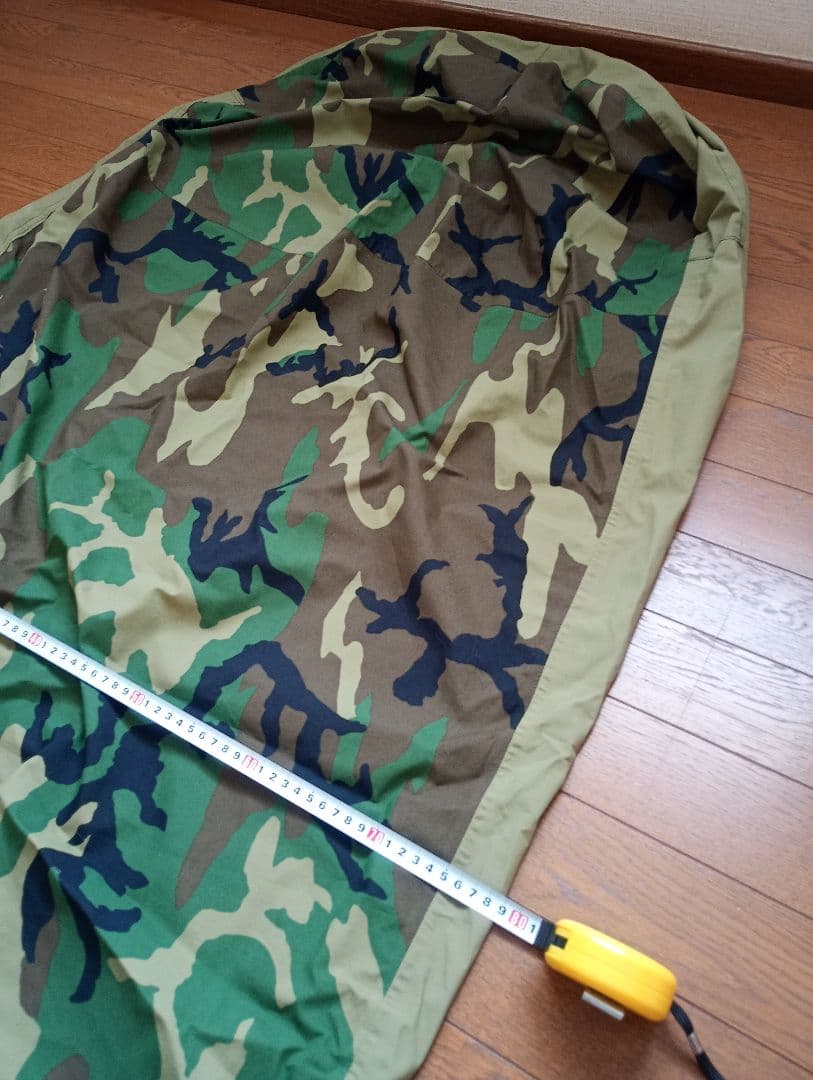 迷彩柄の寝袋カバー　GORE-TEX（中古品）