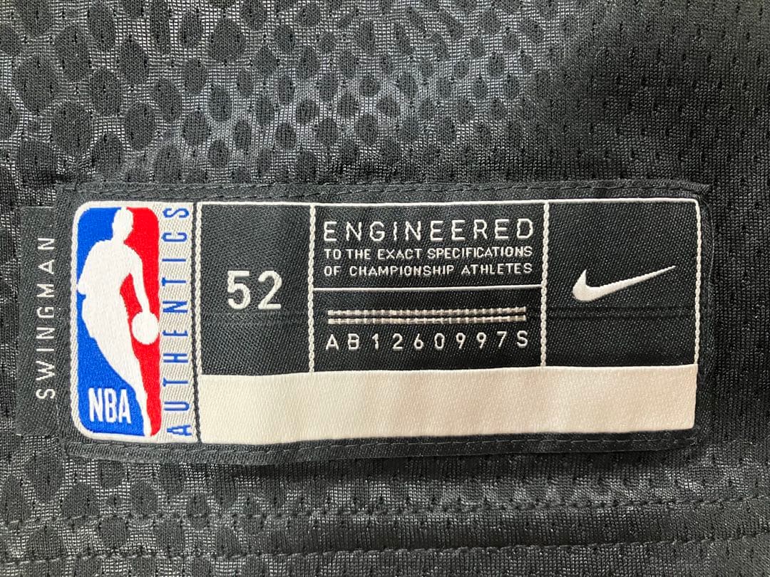 新品未使用タグ付き NBA レブロン•ジェームズ　ユニフォーム　XL レイカーズ
