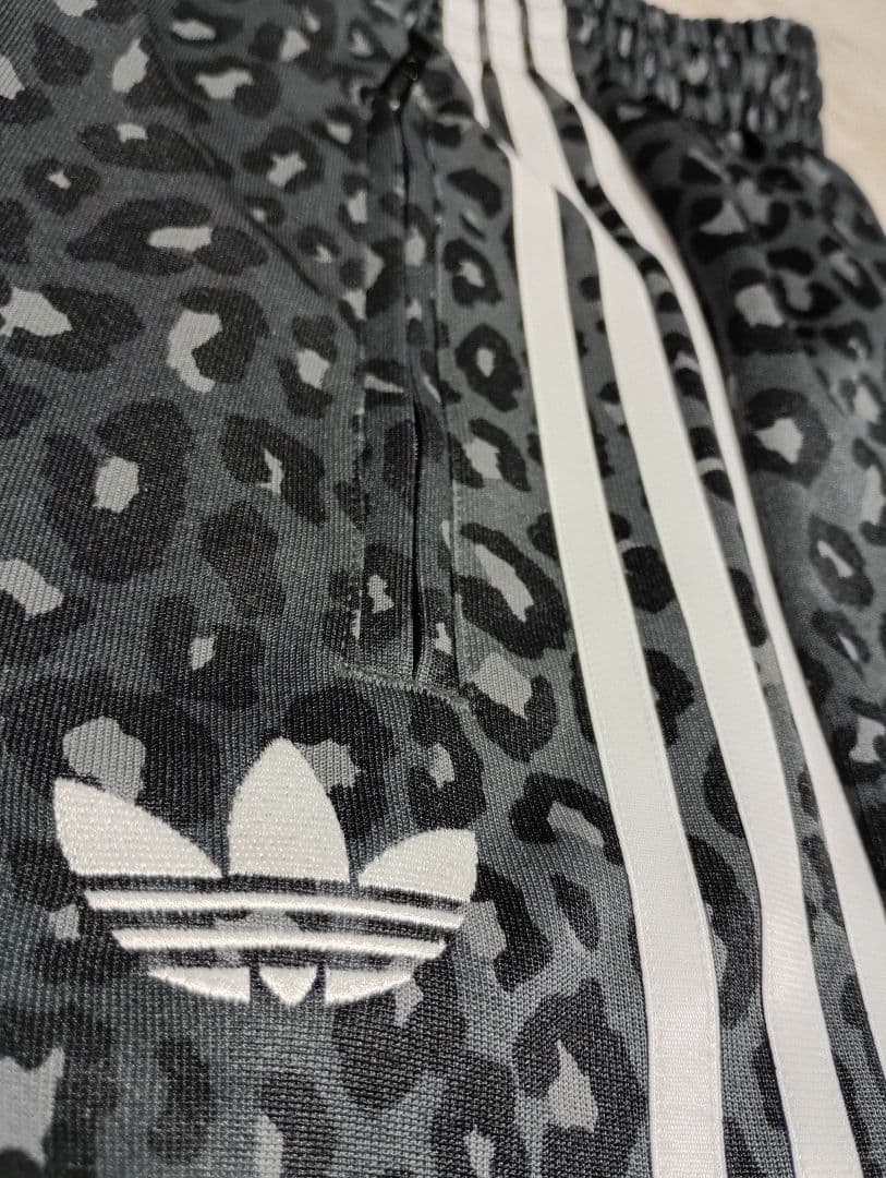 adidasレオパード ファイヤーバード 極美品 S表記 JV7582