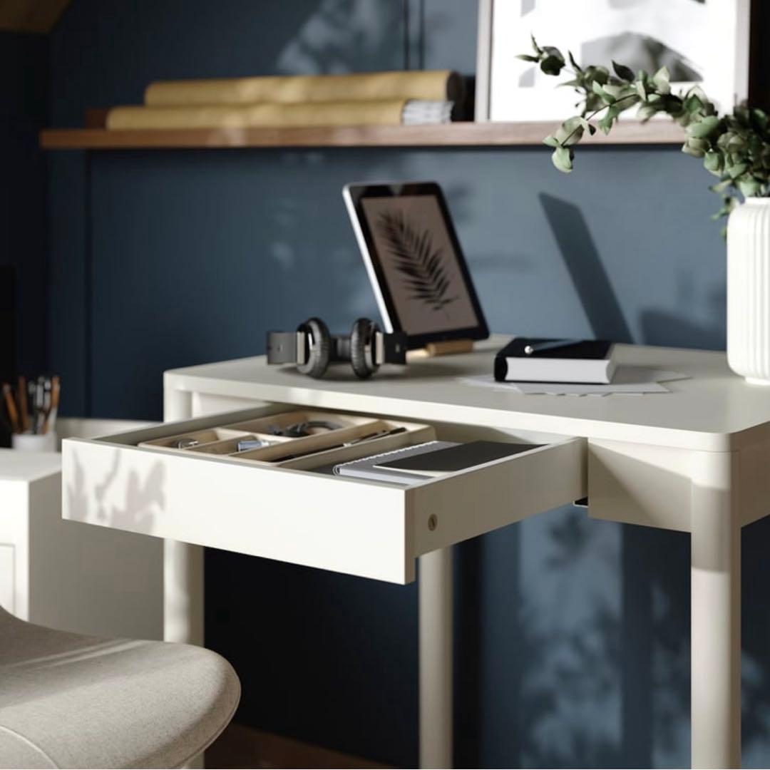 値下げしました！ IKEA デスク 白 TONSTAD(トンスタード)