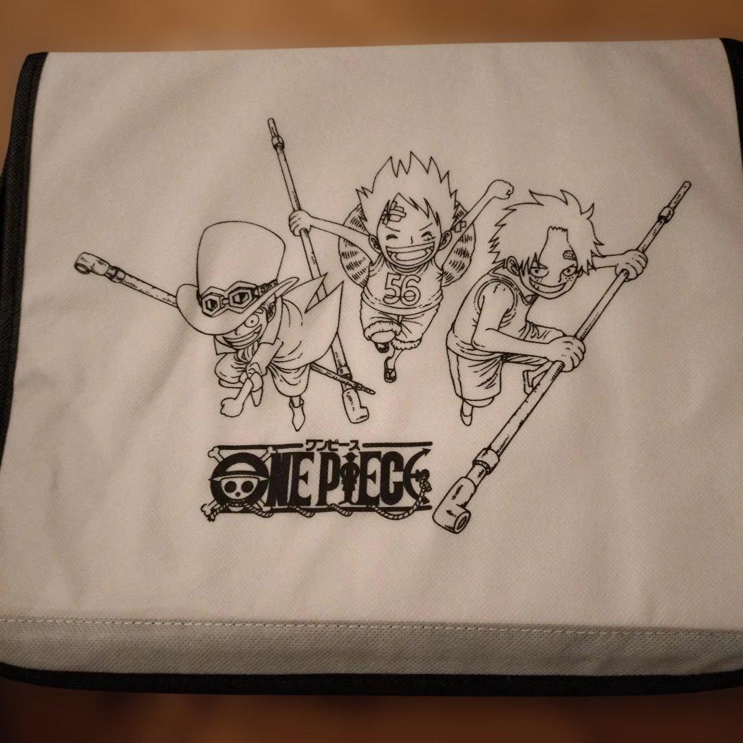ワンピースグッズ（ 兄弟の誓い おちょこセット 盃 　ルフィ 　サボ 　エース）