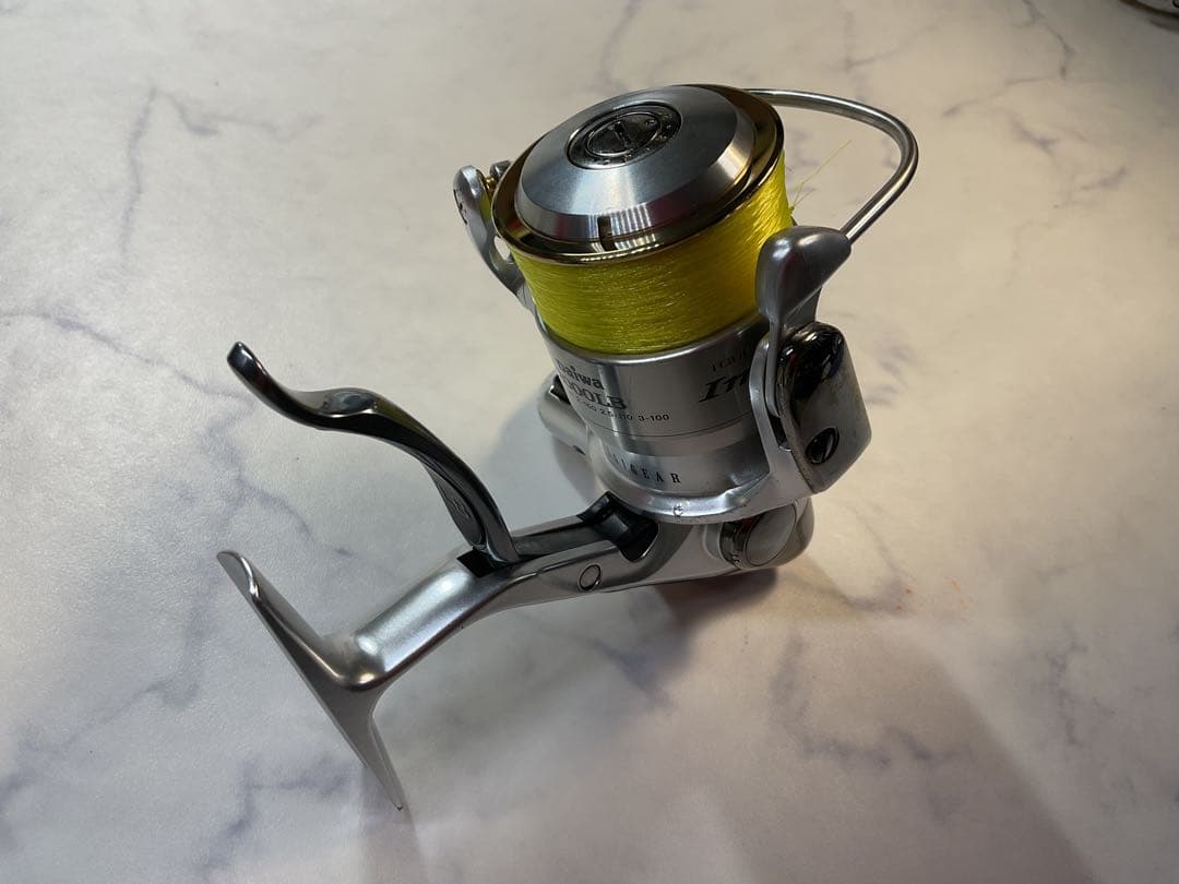 Daiwa トーナメント 磯 インパルト Impult 2000LB