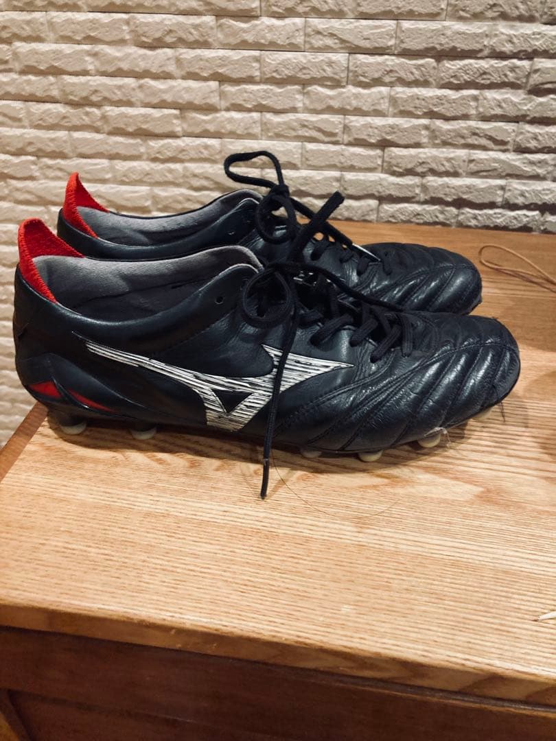 Mizuno Morelia NEO Ⅳ サッカーシューズ ブラック/レッド