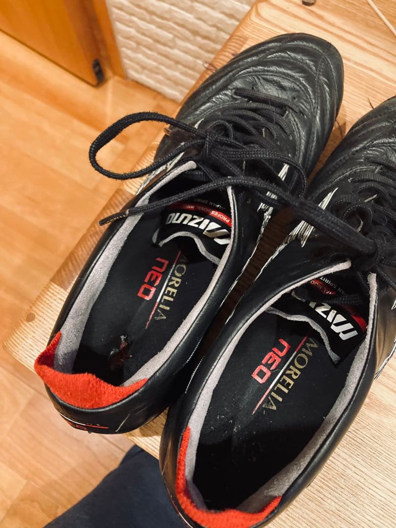 Mizuno Morelia NEO Ⅳ サッカーシューズ ブラック/レッド