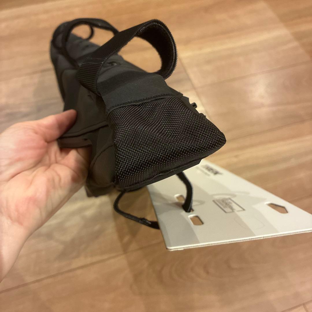 ぽぽ様限定　TREK 未使用フレームバッグ ブラックL