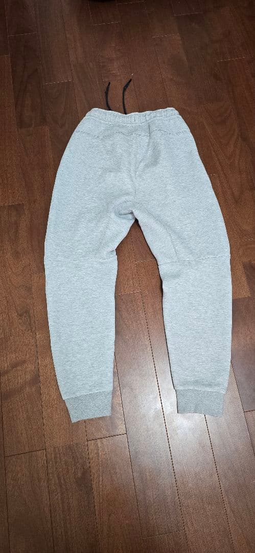 nike テックフリース