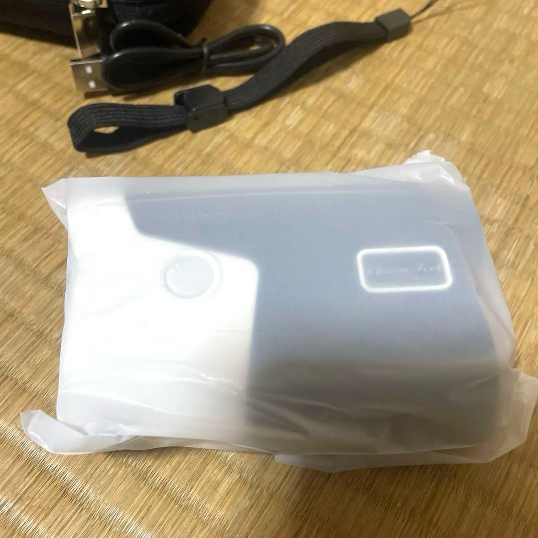 【新品】【未使用】ゴルフレーザー距離計 charm foot 距離計測器 超軽量