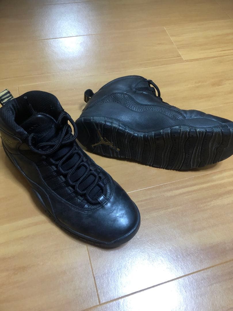 Air Jordan 10 NYC ブラックシューズ