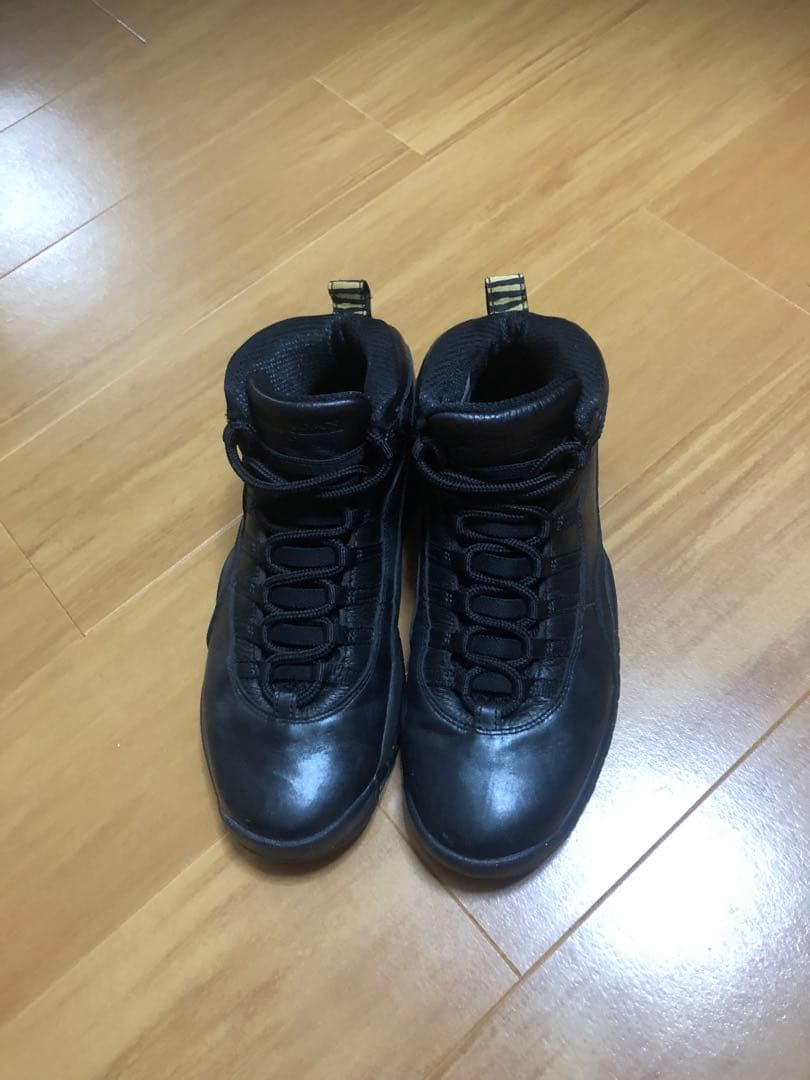 Air Jordan 10 NYC ブラックシューズ