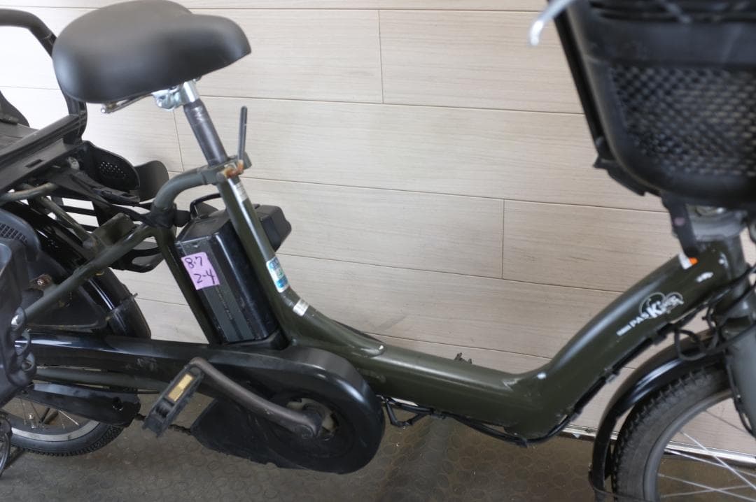 電動自転車ヤマハPAS　KISS　20インチ3段　8.7Ah（4点灯）充電器あり