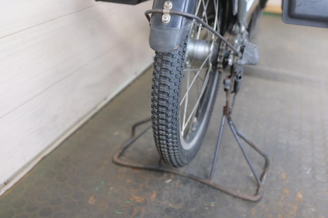電動自転車ヤマハPAS　KISS　20インチ3段　8.7Ah（4点灯）充電器あり