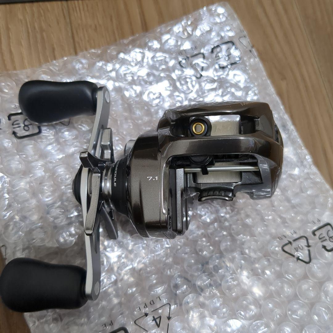 20メタニウムHG 右