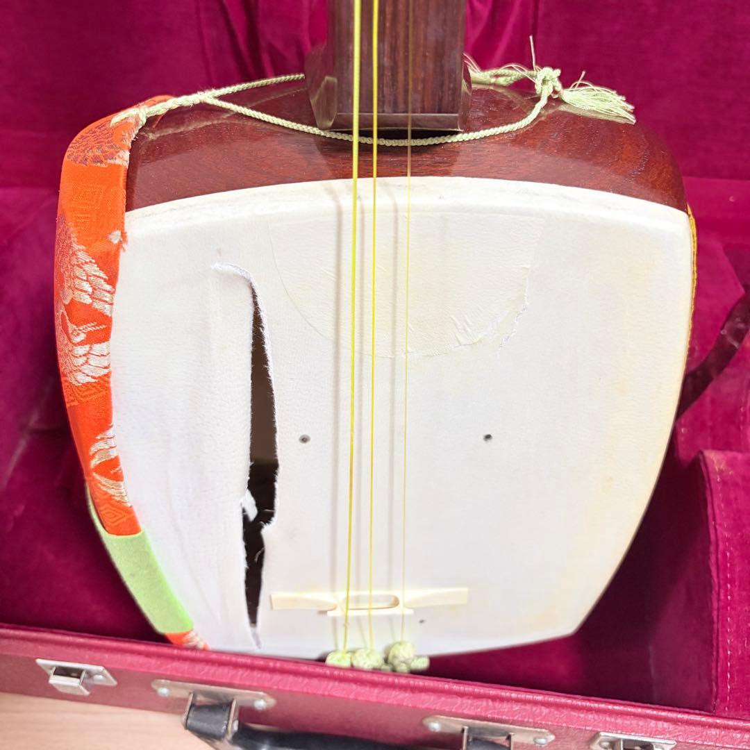 三味線 中棹　紫檀 丸打胴 和楽器　東さわり　ハードケース付き　付属品あり