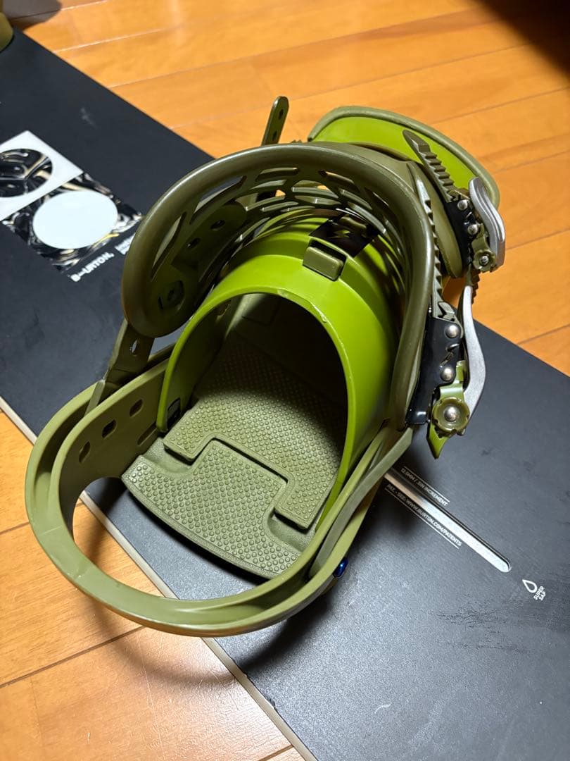 Burton インスティゲーター ピュアポップ キャンバー スノーボード145