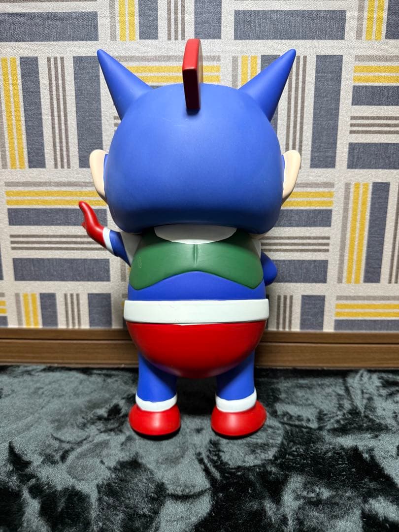 クレヨンしんちゃん42cmフィギュア