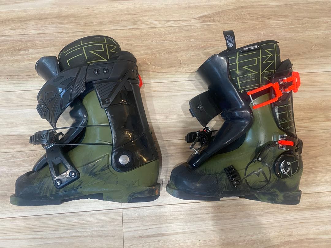 【直接お引き渡し限定】ARMADA B-DOGモデル・スキー板セット