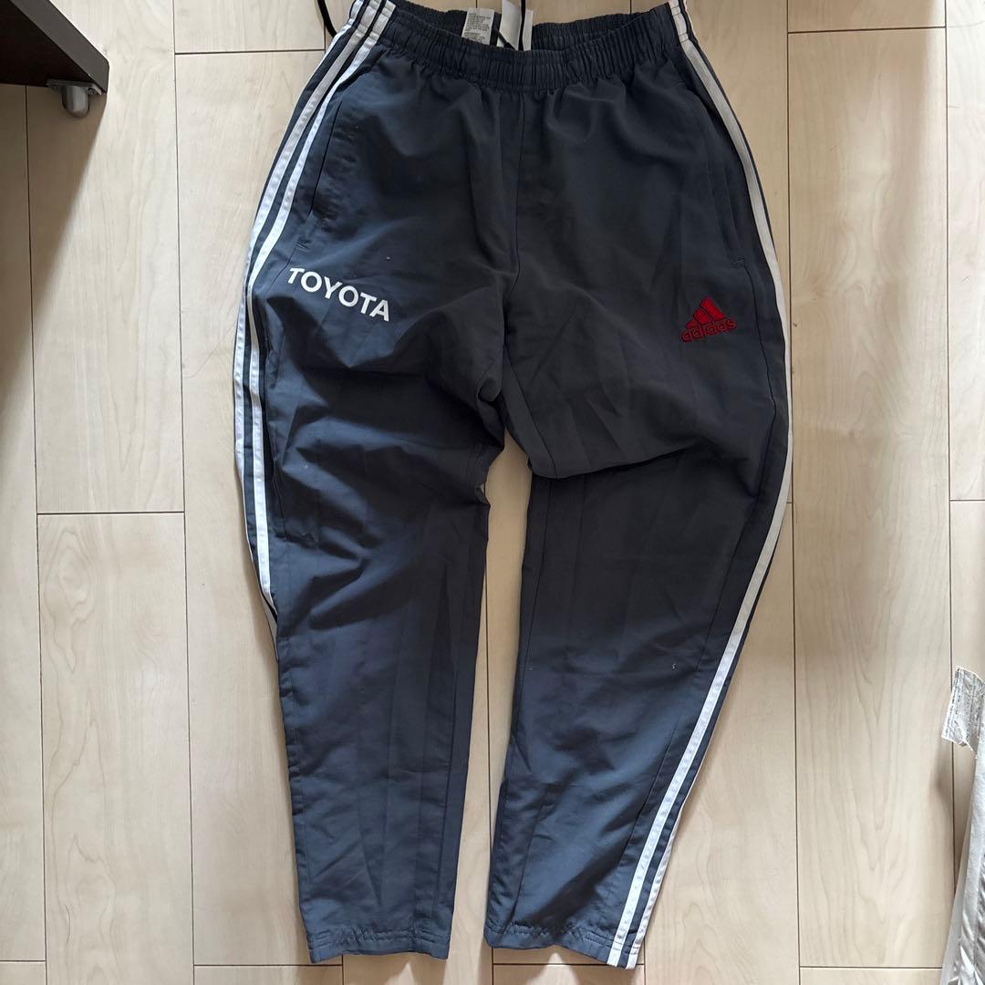 adidas TOYOTAグレー ウォームアップウェア J0