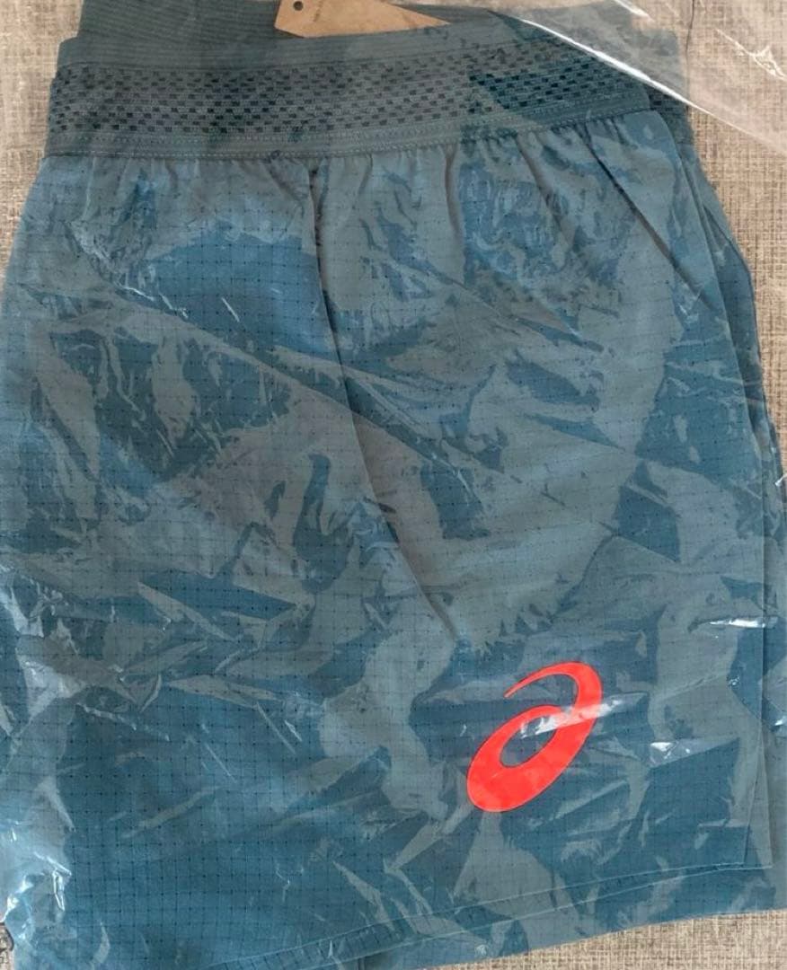 asics SPEED SINGLET & ランパン セット　　Lサイズ