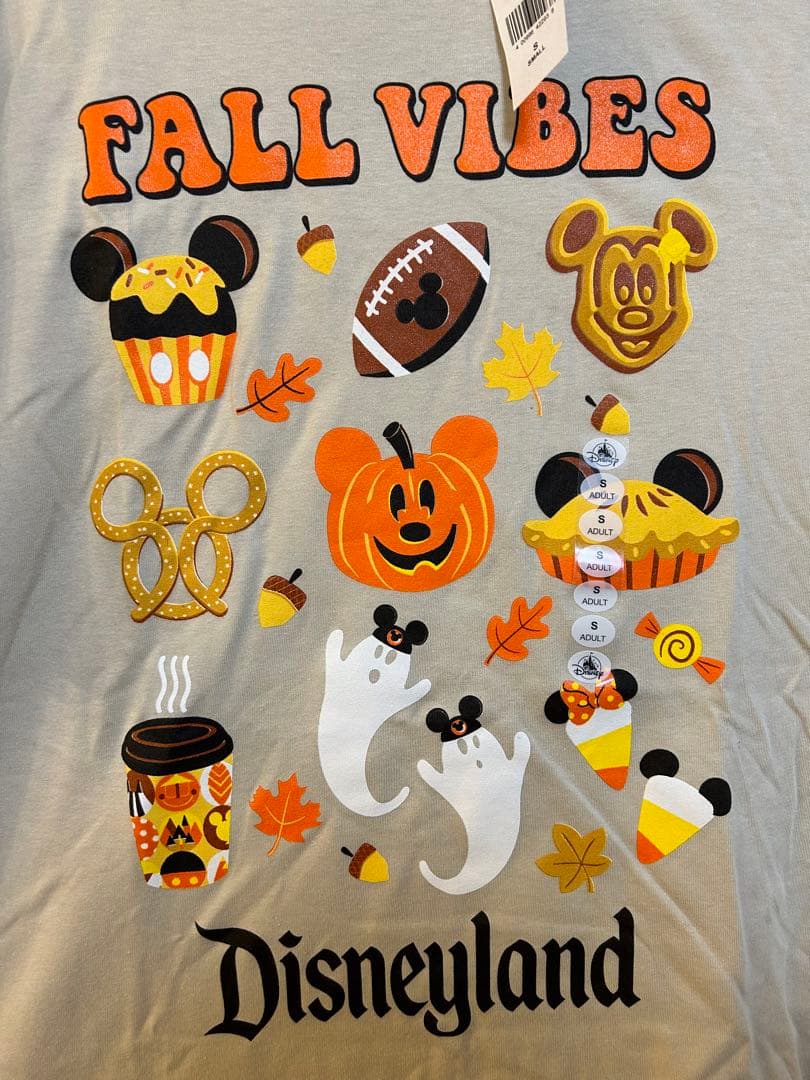 新品2025年　カリフォルニアディズニー　ハロウィンTシャツ