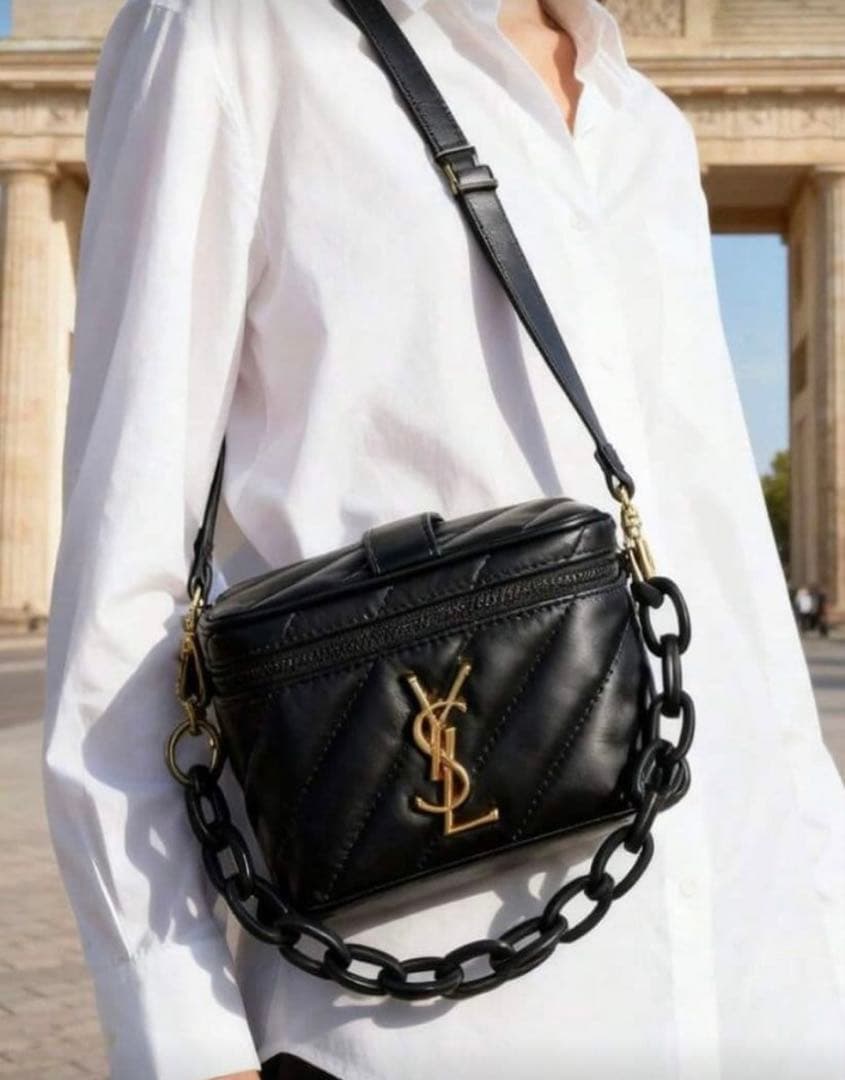 【新品】非売品 Yves Saint Laurent ブラックショルダーバッグ