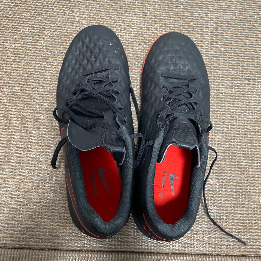 Nike Tiempo トレーニングシューズ 黒/赤