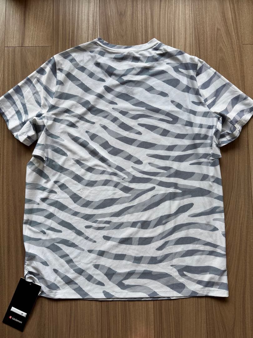 lululemon ゼブラ柄Tシャツ