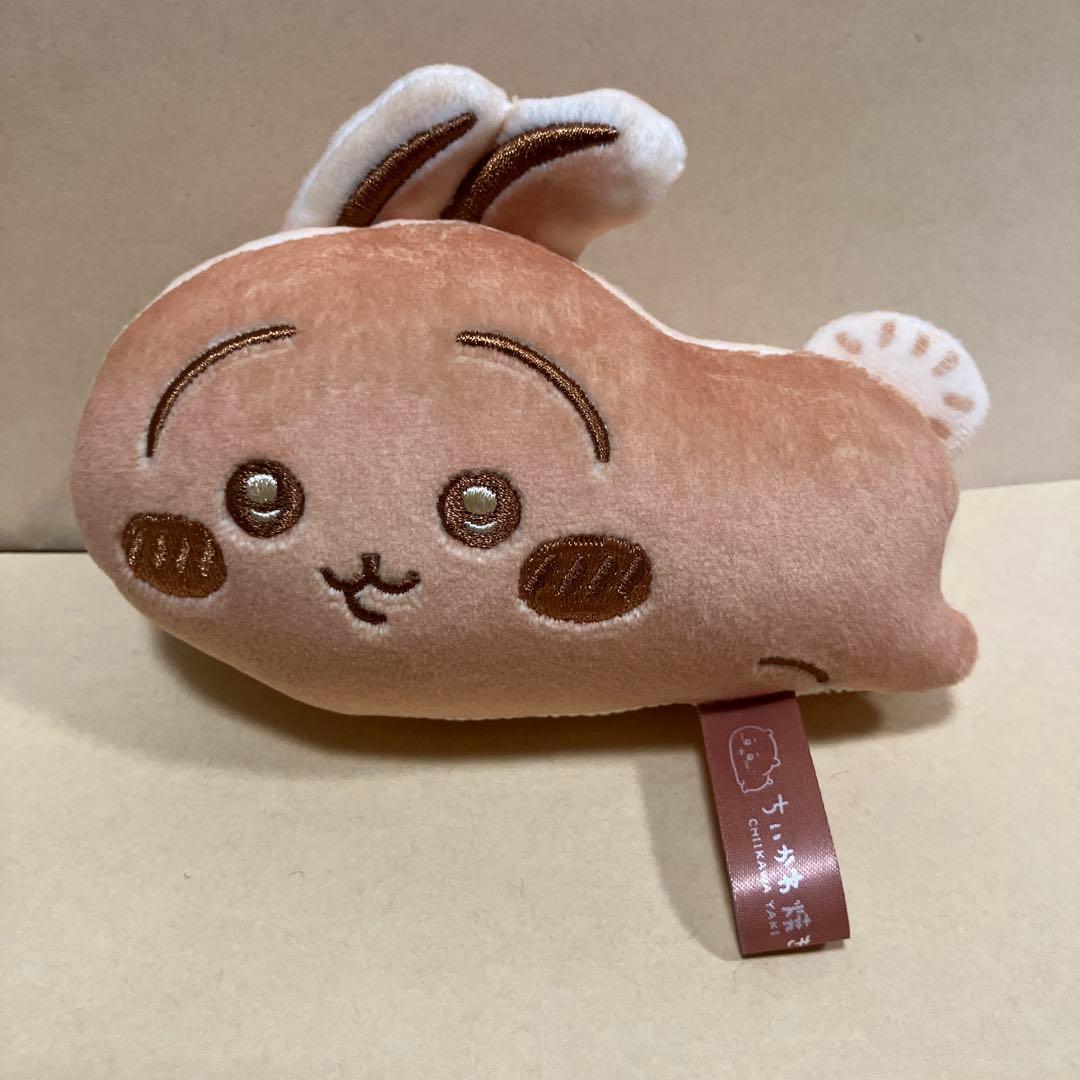 ちいかわ　ピザまん、ウラヤハボウズ メロン　焼き　鯉のぼり 各1点　うさぎ