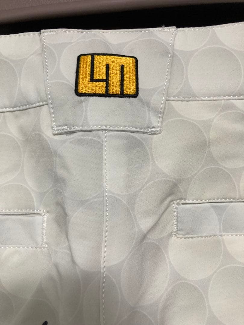 新品　LOUDMOUTH ゴルフパンツ レディース　Mサイズ