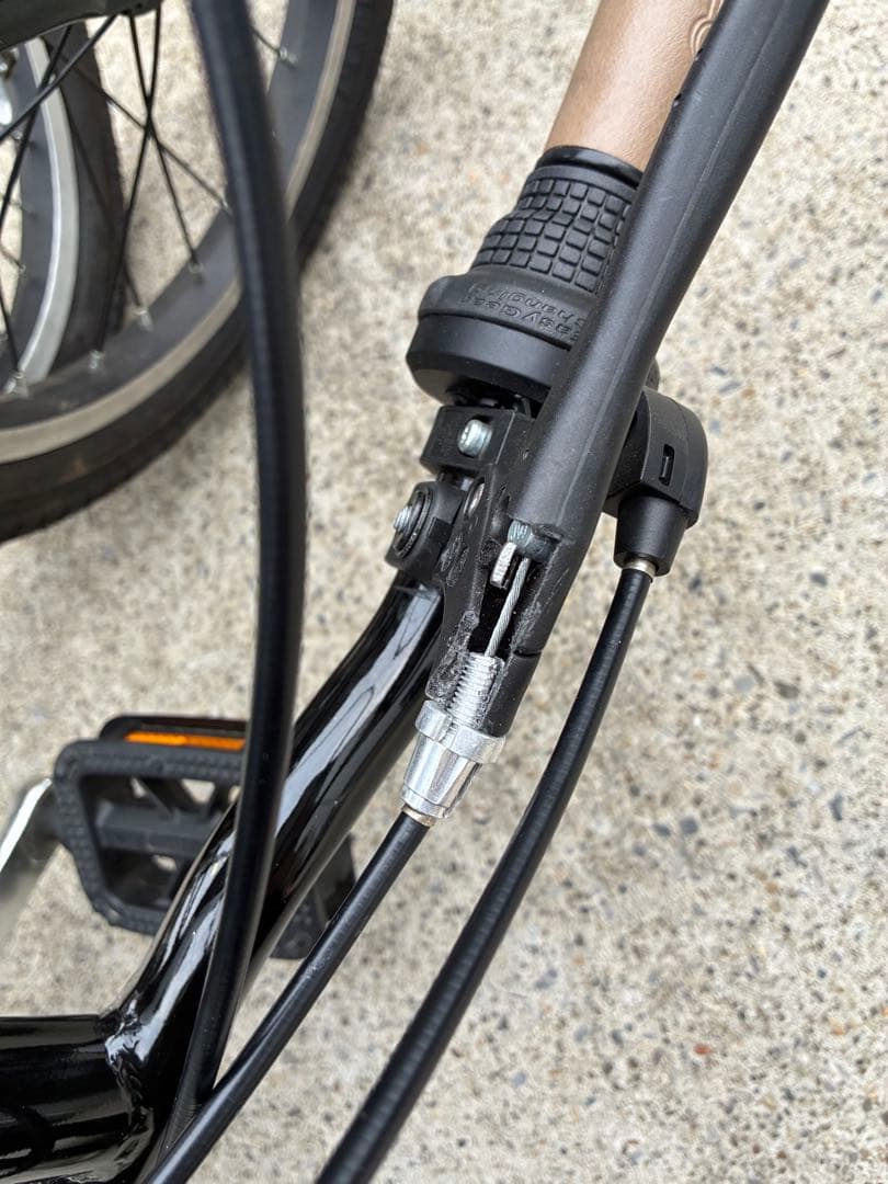 [MINIクーパー ]16インチ　折り畳み自転車　一部破損あり