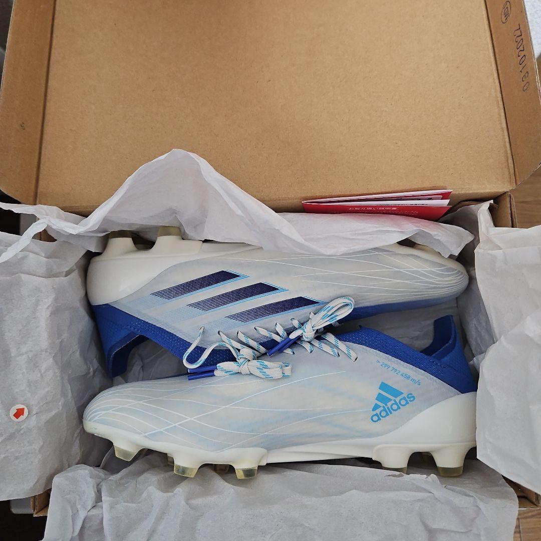 adidas サッカーシューズ ホワイト/ブルー
