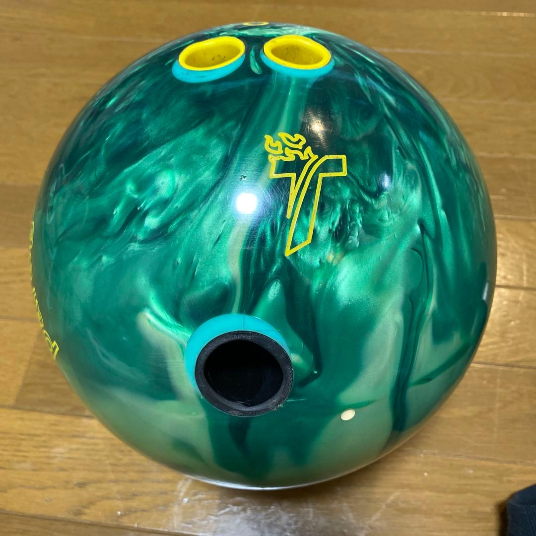 paragon Track Bowling 15ポンド ボール 緑