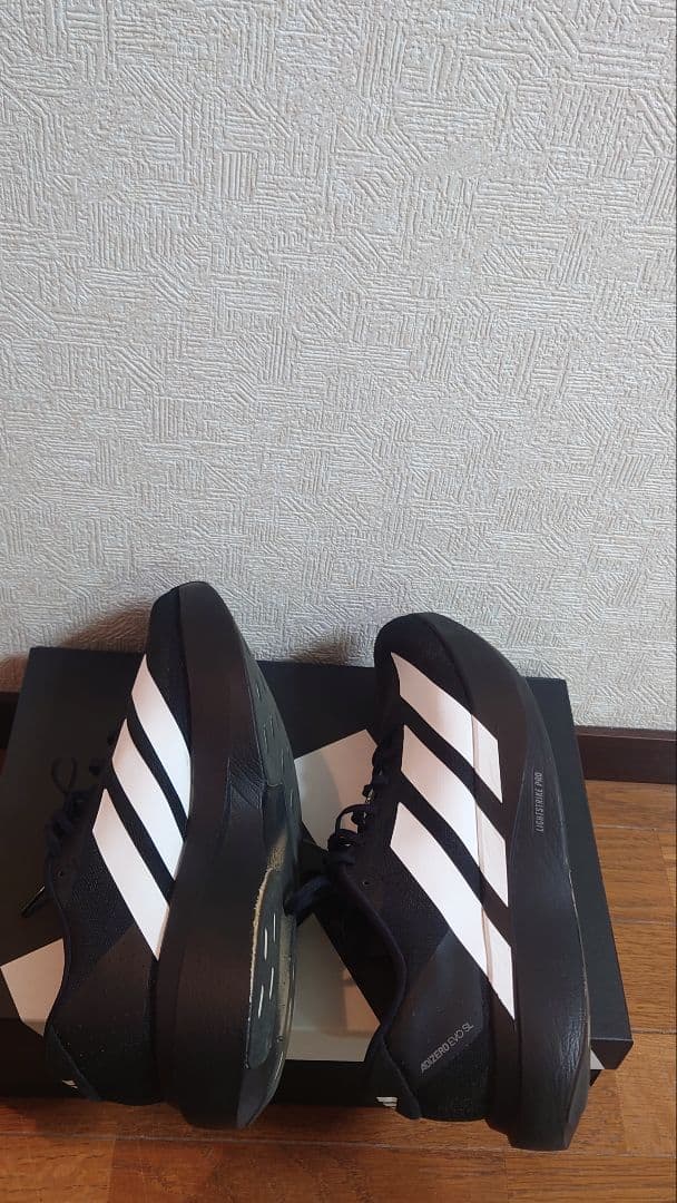 アディゼロ EVO SL / Adizero 28.5cm ブラック/ホワイト