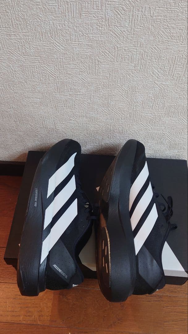 アディゼロ EVO SL / Adizero 28.5cm ブラック/ホワイト