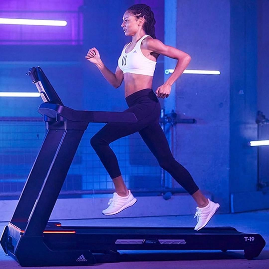 アディダス　ランニングマシン　adidas