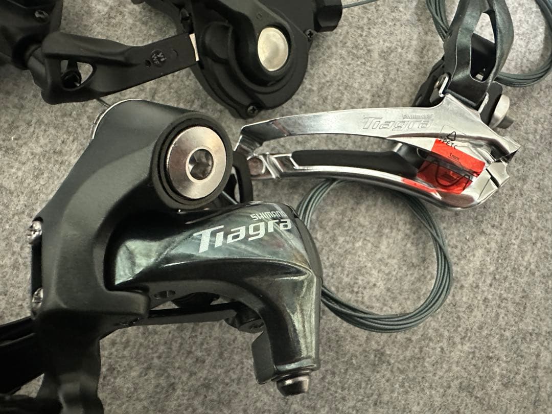 や*す様 Tiagra SL-4700 コンポセット　フラットバー用