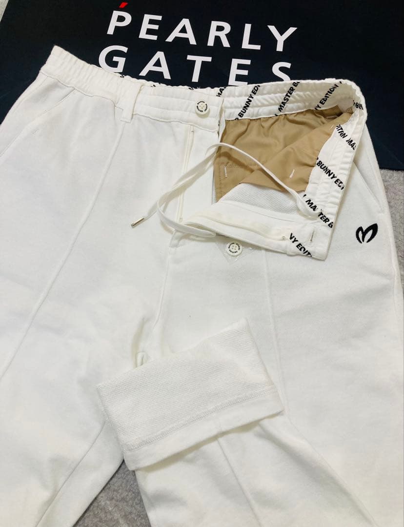 新品 パーリーゲイツ マスターバニー レーヨン裏毛ストレッチパンツ(5)L/白